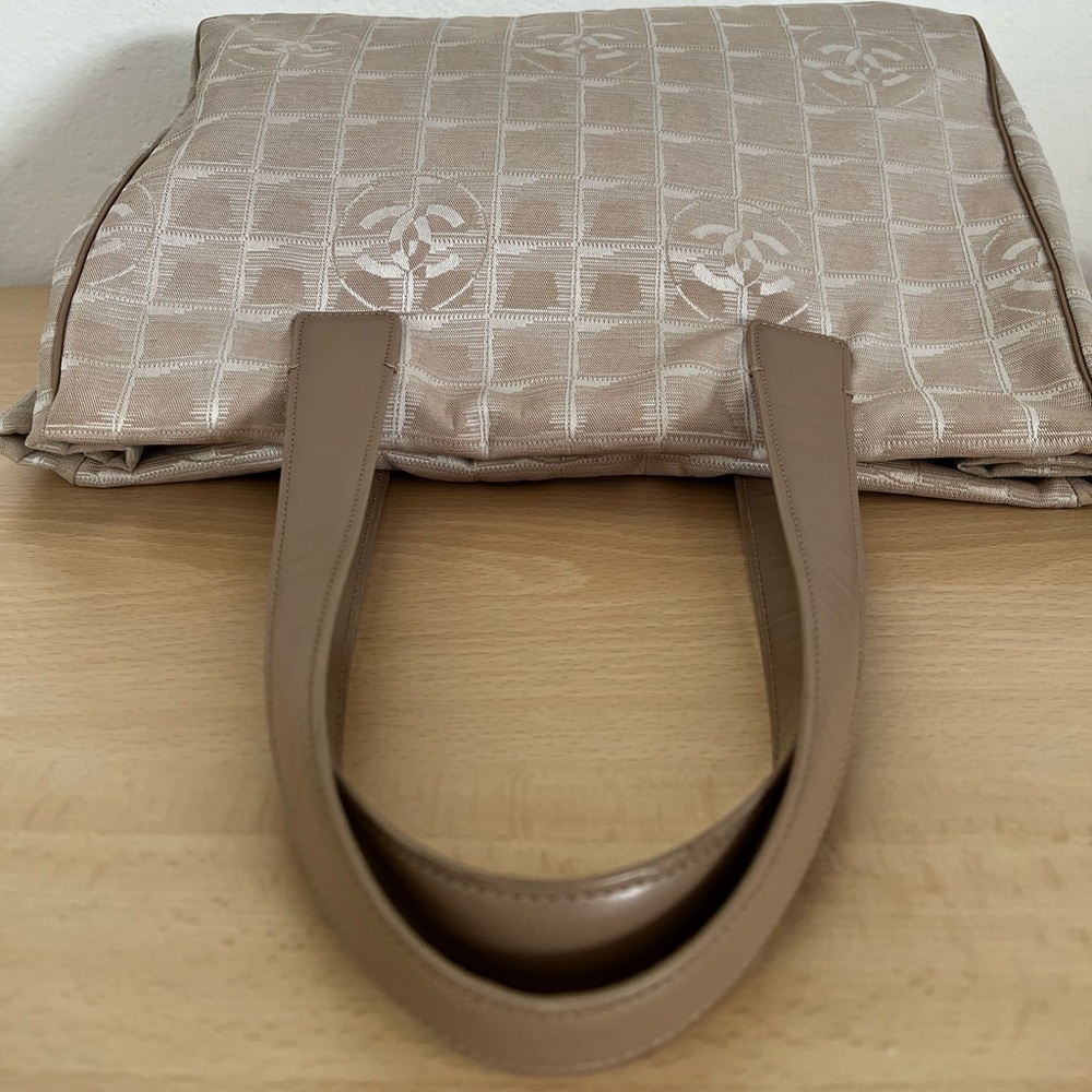 Chanel Jacquard Canvas Travel Line Tote Beige Late 90’s-Early 2000s - Picture 5 of 16